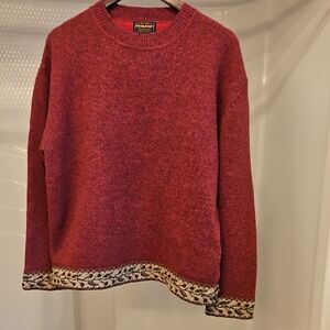 Vintage Woolrich Mulberry Sweater with Patterned Trim XL